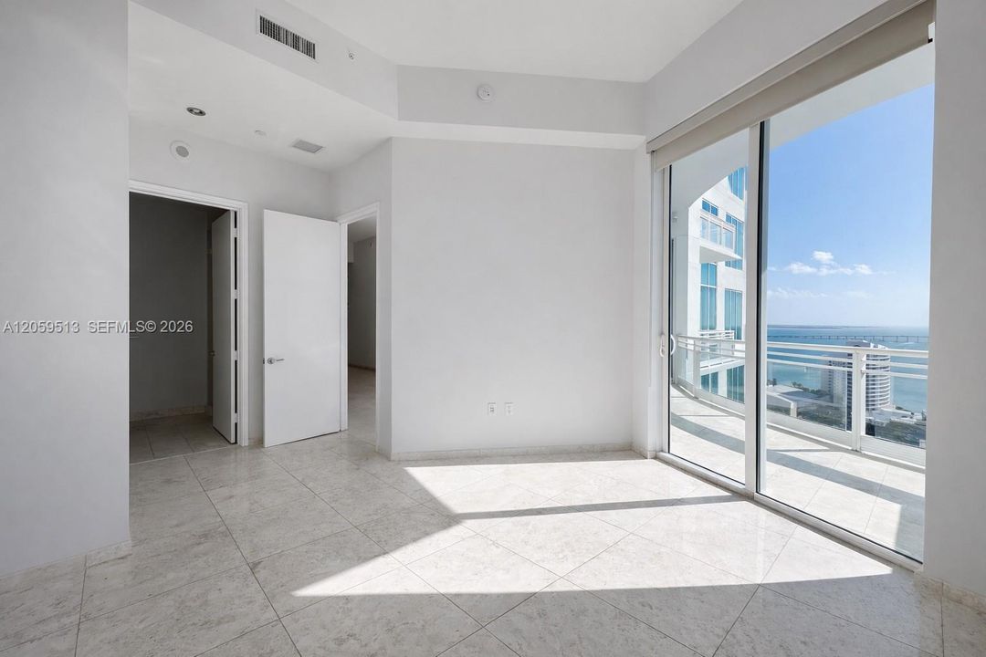В аренду: $6,900 (2 спален, 2 ванн, 1326 Квадратных фут)