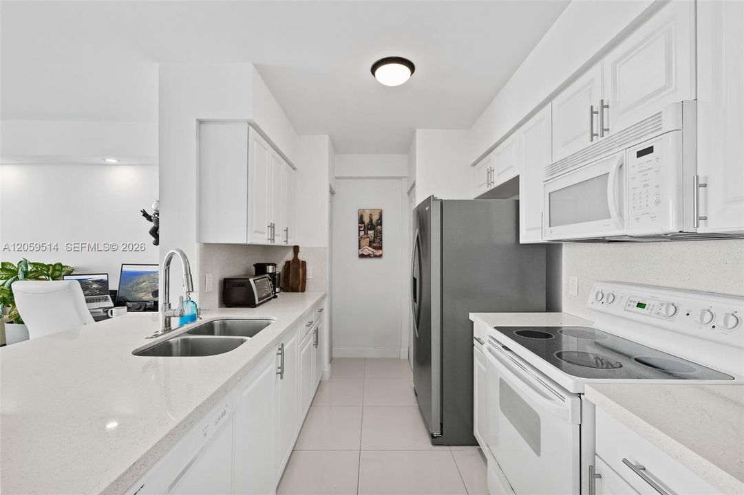En Venta: $449,000 (1 camas, 1 baños, 760 Pies cuadrados)
