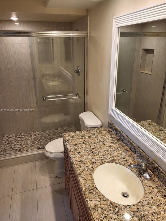 En Venta: $295,000 (2 camas, 2 baños, 1106 Pies cuadrados)