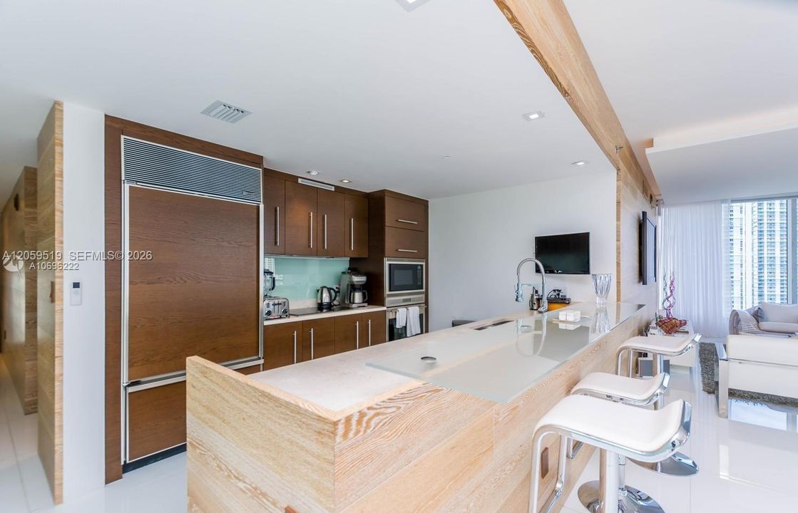 For Rent: $7,500 (3 beds, 2 baths, 1825 Square Feet)