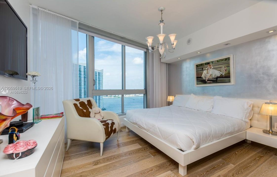 For Rent: $7,500 (3 beds, 2 baths, 1825 Square Feet)