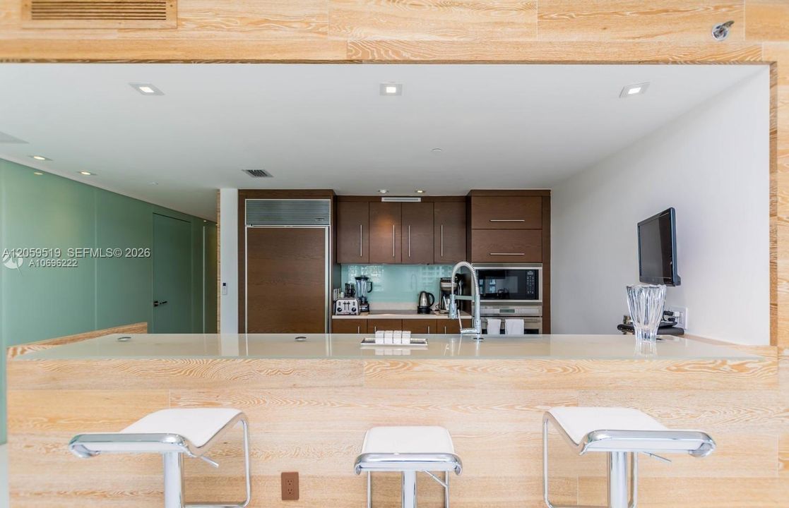 For Rent: $7,500 (3 beds, 2 baths, 1825 Square Feet)