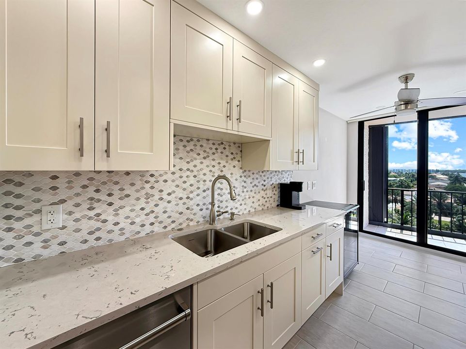 Kitchen and Breakfast Area