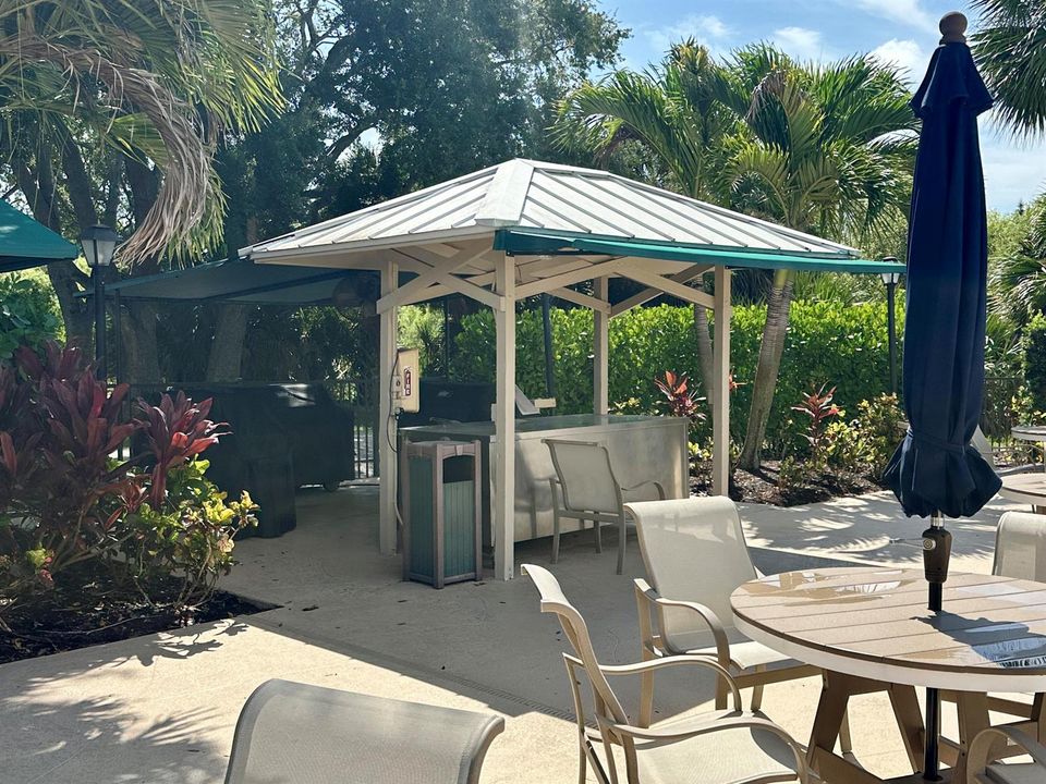 Poolside Bar-B-que