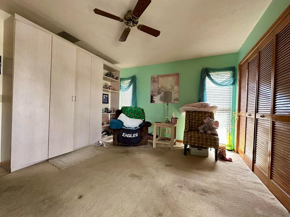 Second bedroom with Murphy bed