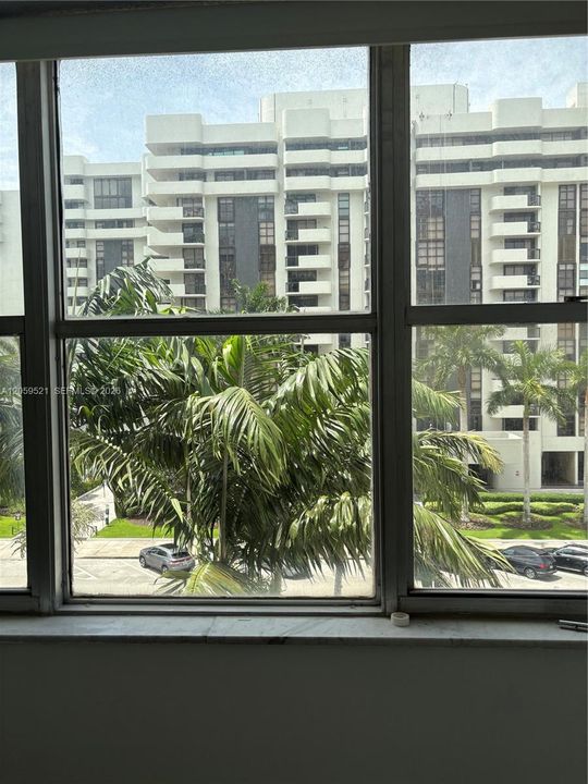 En Venta: $660,000 (2 camas, 2 baños, 1400 Pies cuadrados)