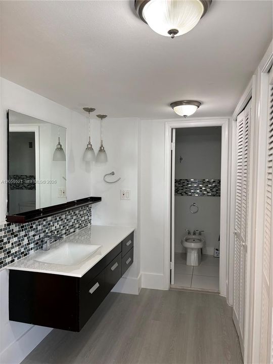 For Sale: $660,000 (3 beds, 2 baths, 1400 Square Feet)