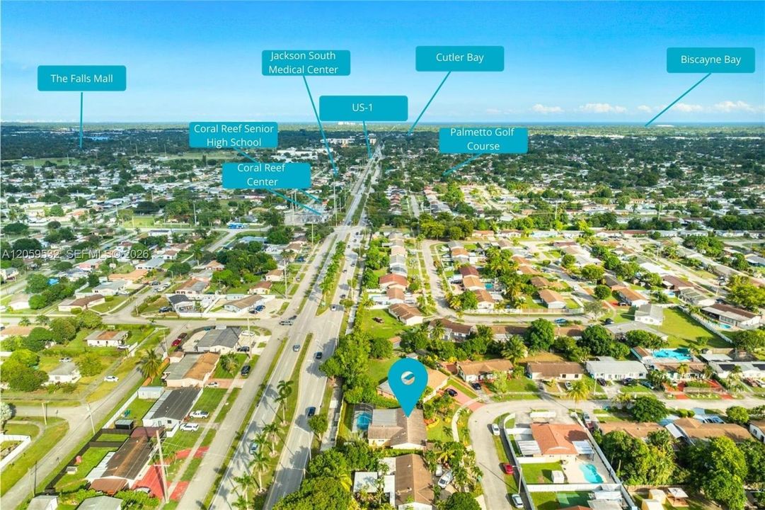 En Venta: $735,000 (4 camas, 2 baños, 2285 Pies cuadrados)