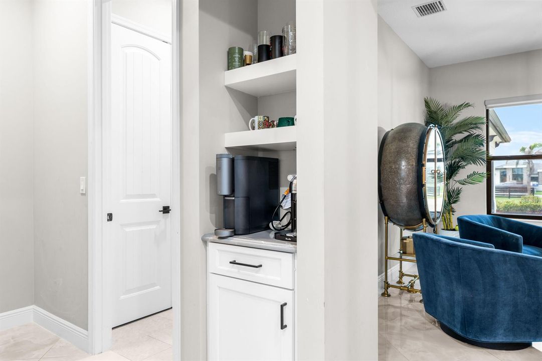 3865SWStoneybrookWay-0006
