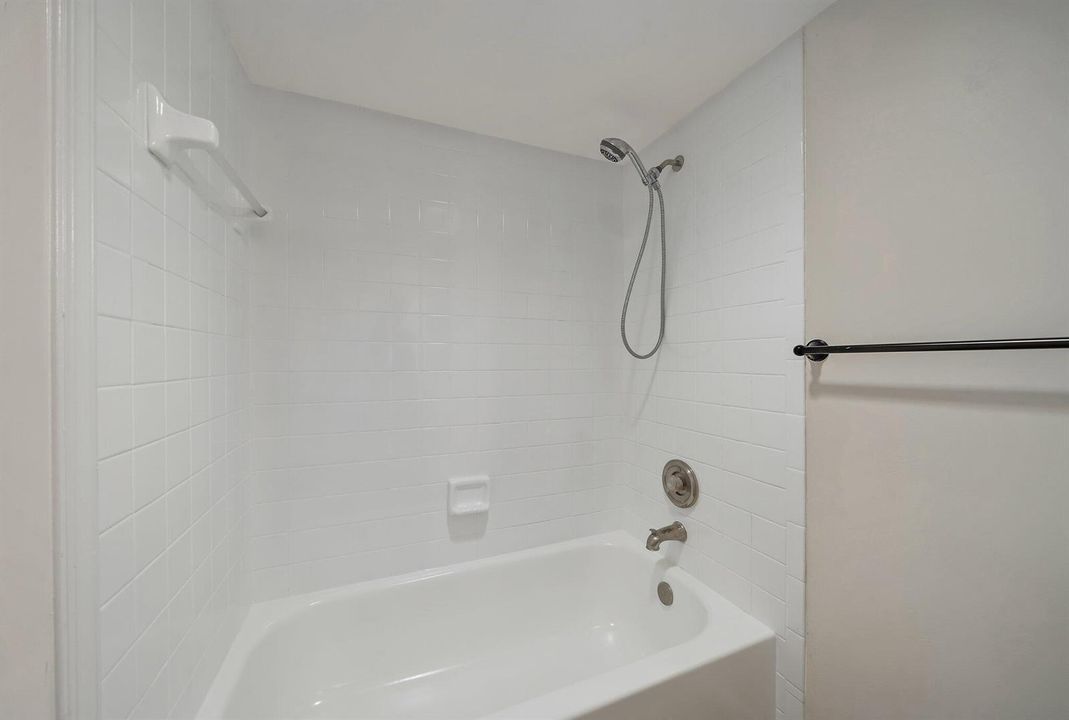 017-353US1NC203-Jupiter-FL-SMALL
