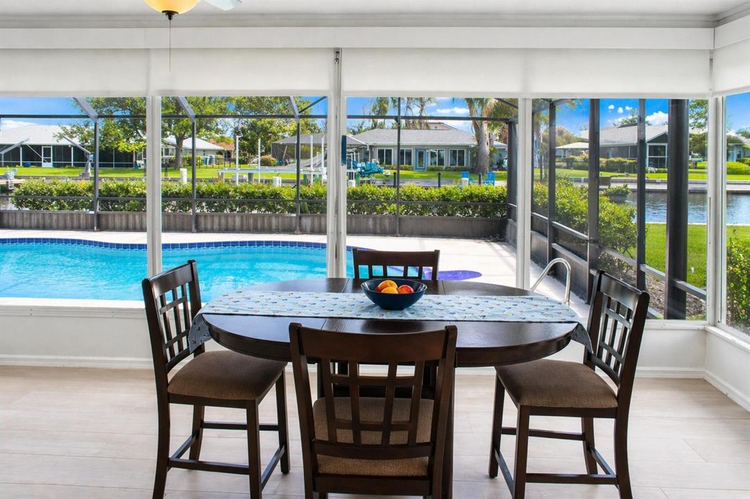 manatee pub 4