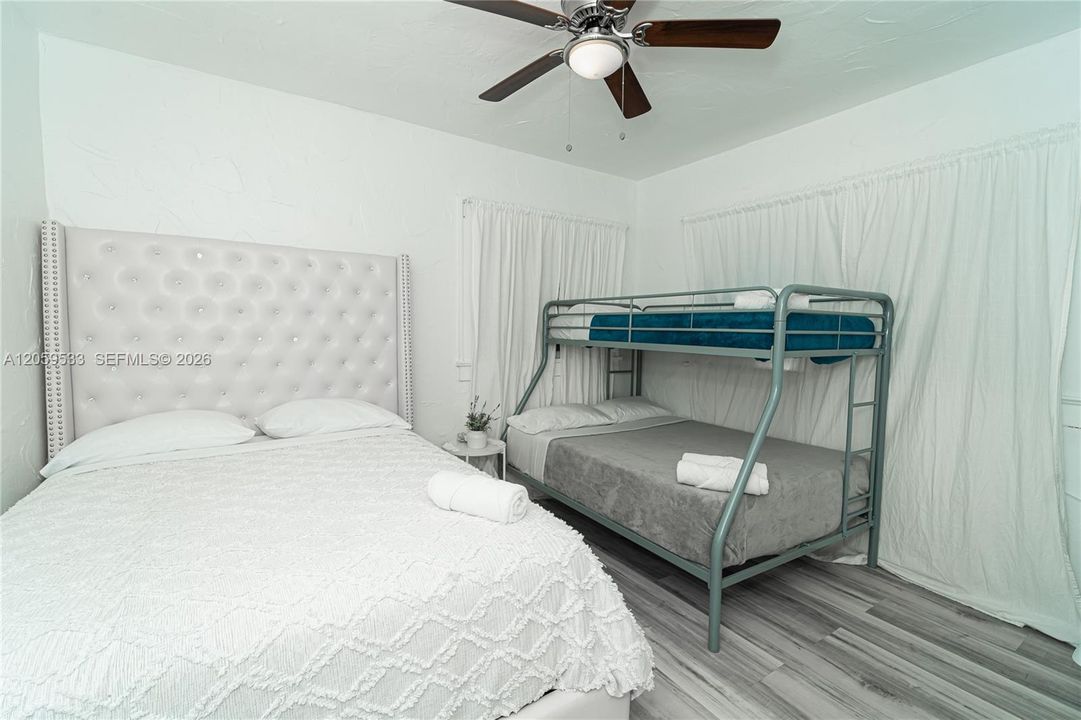 En Venta: $489,000 (3 camas, 1 baños, 1040 Pies cuadrados)