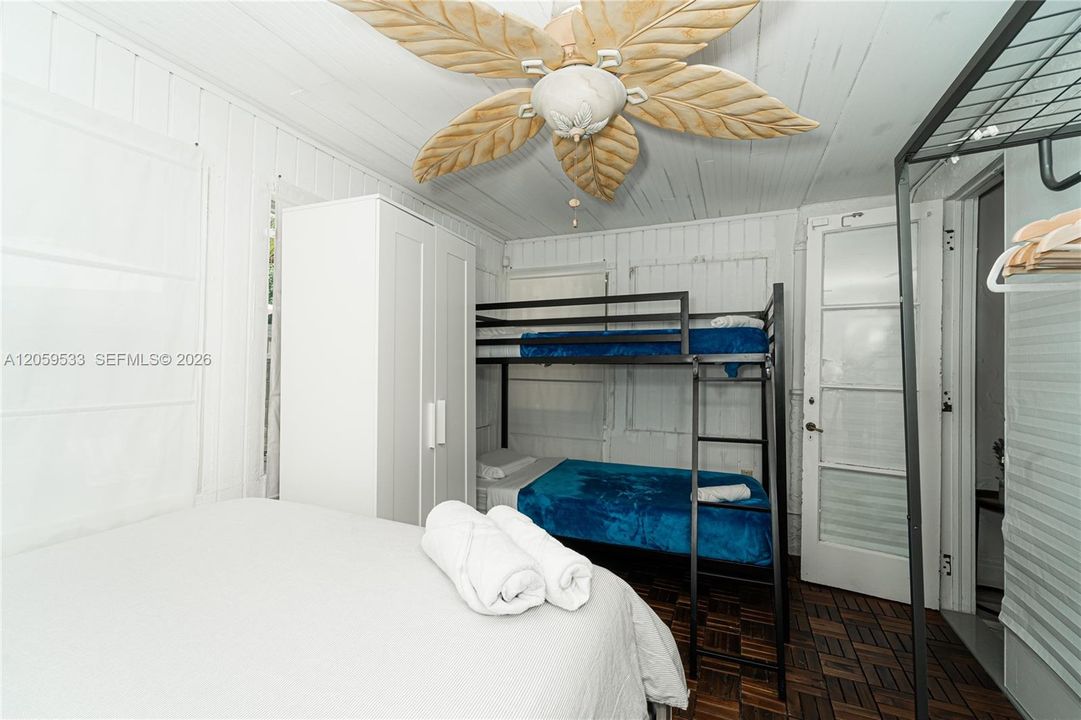 En Venta: $489,000 (3 camas, 1 baños, 1040 Pies cuadrados)