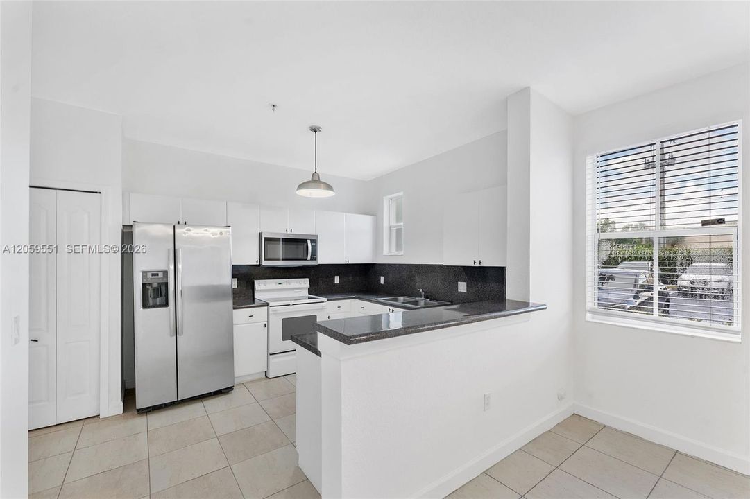 For Sale: $248,000 (3 beds, 2 baths, 1457 Square Feet)
