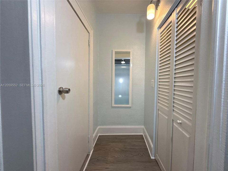 В аренду: $1,750 (0 спален, 1 ванн, 355 Квадратных фут)