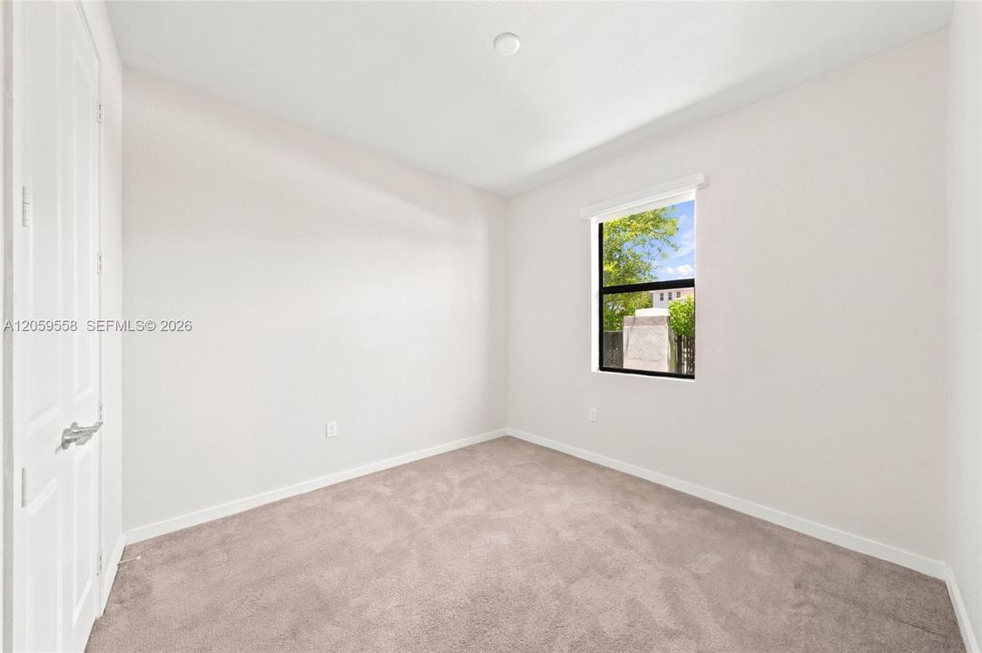 For Rent: $3,900 (4 beds, 2 baths, 1790 Square Feet)