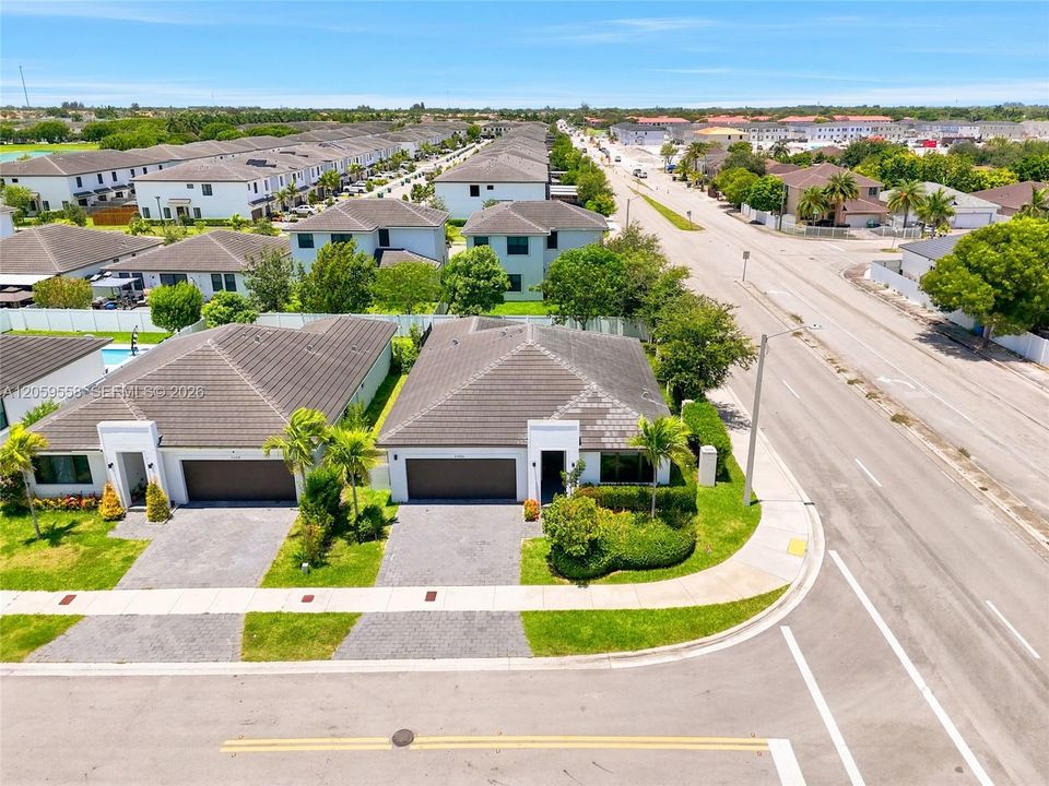 For Rent: $3,900 (4 beds, 2 baths, 1790 Square Feet)