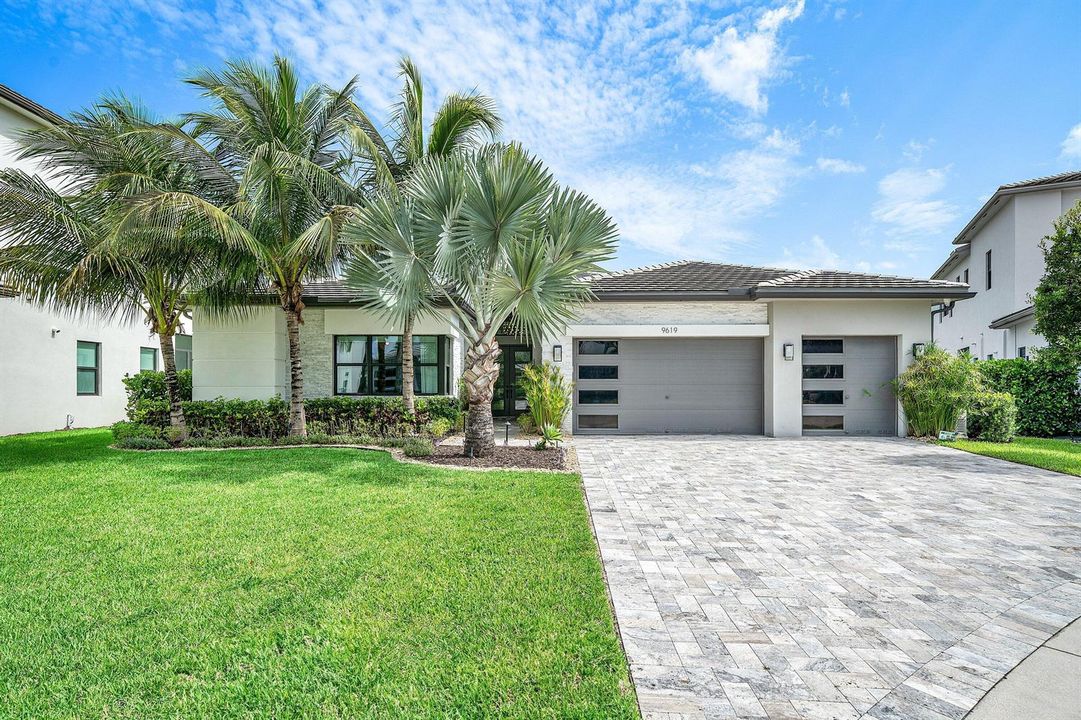 001-9619ChiantiClassicoTerrace-BocaRaton