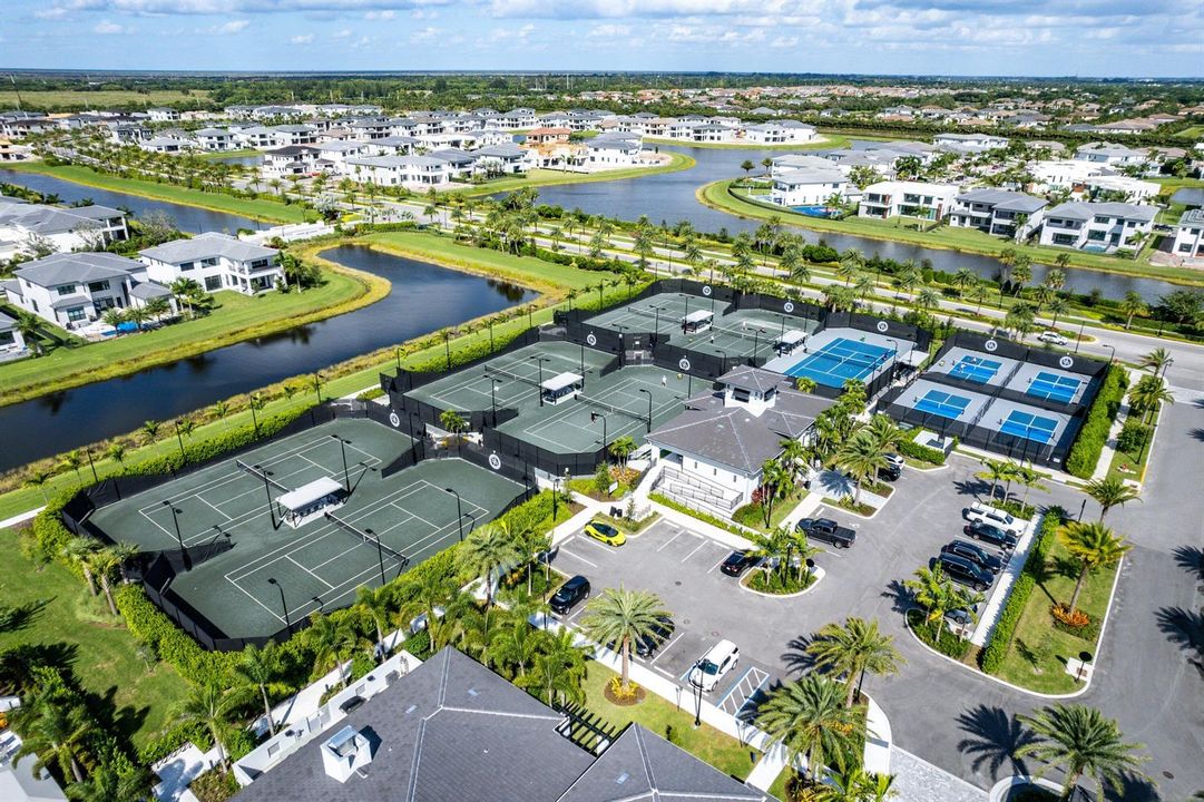 096-9619ChiantiClassicoTerrace-BocaRaton