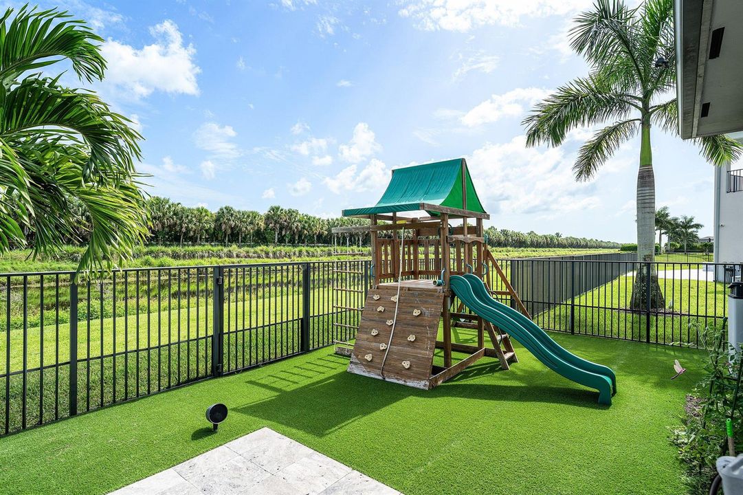 049-9619ChiantiClassicoTerrace-BocaRaton