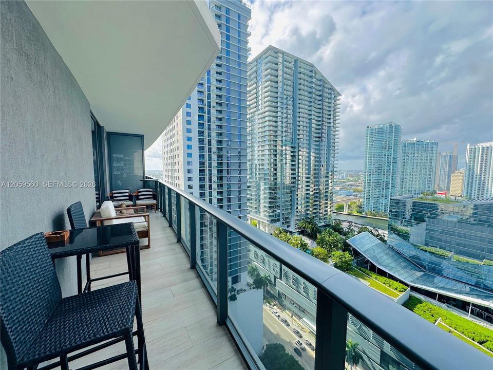 En Venta: $920,000 (2 camas, 2 baños, 1042 Pies cuadrados)