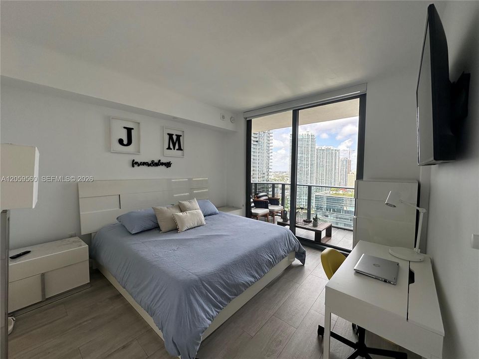 En Venta: $920,000 (2 camas, 2 baños, 1042 Pies cuadrados)