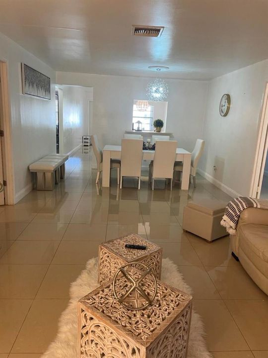 12026 Living to Dining Large