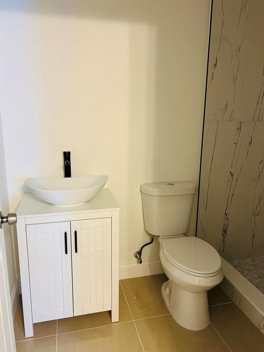 12026 Suellen Apt Bathroom