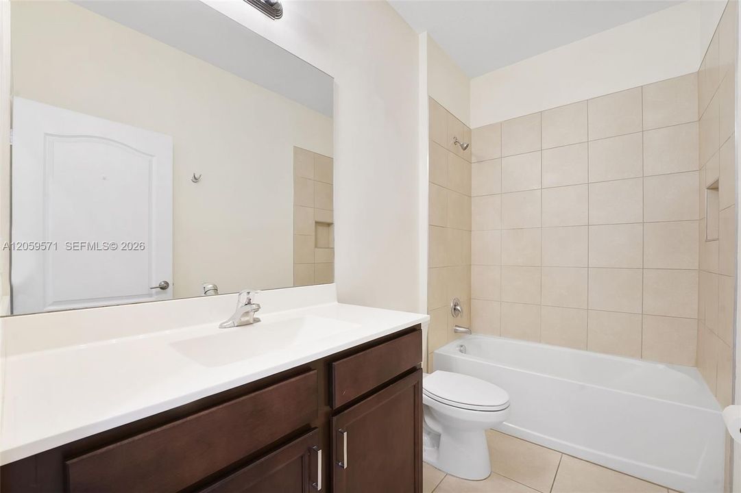 For Sale: $380,000 (3 beds, 2 baths, 1649 Square Feet)