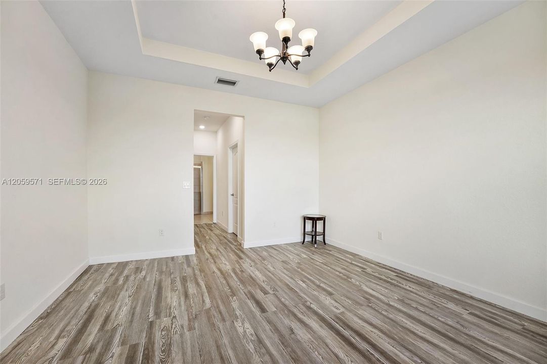 For Sale: $380,000 (3 beds, 2 baths, 1649 Square Feet)