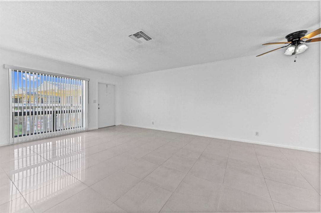 08 Living room 03