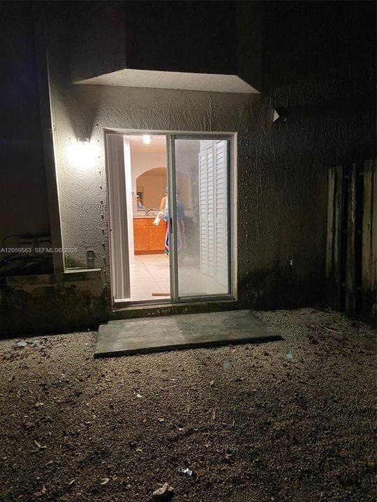 В аренду: $1,800 (2 спален, 2 ванн, 822 Квадратных фут)