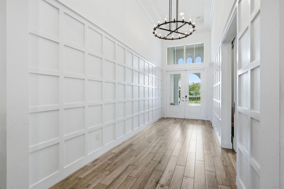 FOYER