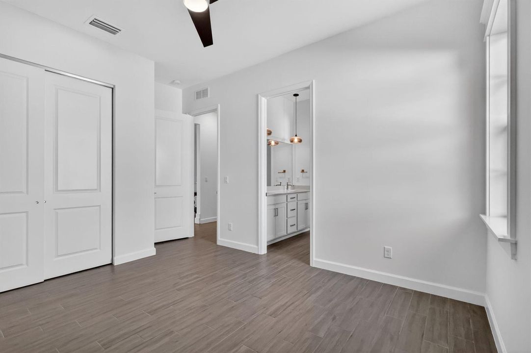 56-web-or-mls-F14A1761
