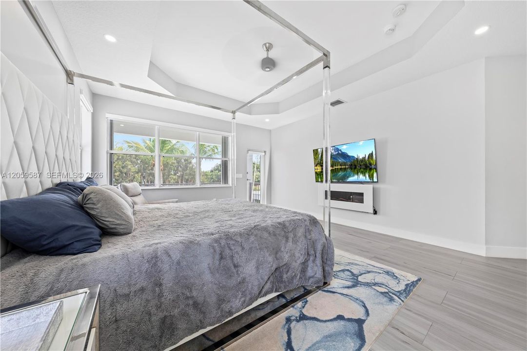 En Renta: $9,500 (5 camas, 3 baños, 3488 Pies cuadrados)