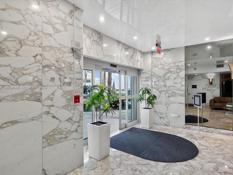 En Venta: $320,000 (1 camas, 2 baños, 1010 Pies cuadrados)
