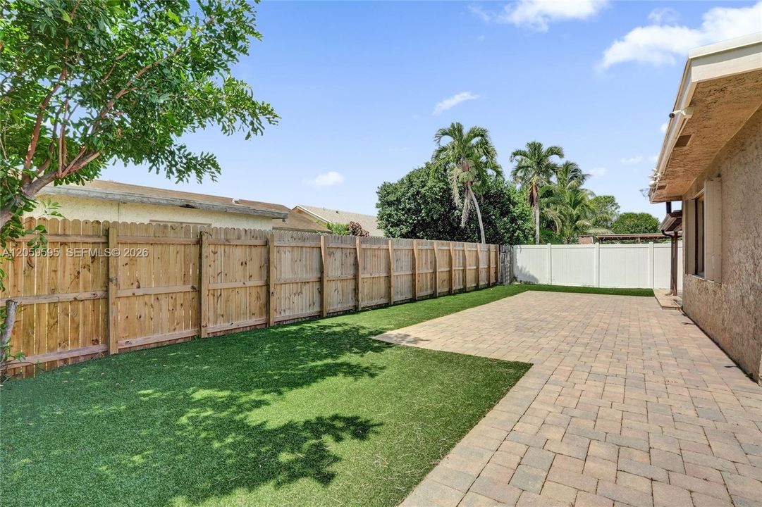 Recently Rented: $3,800 (3 beds, 2 baths, 1566 Square Feet)