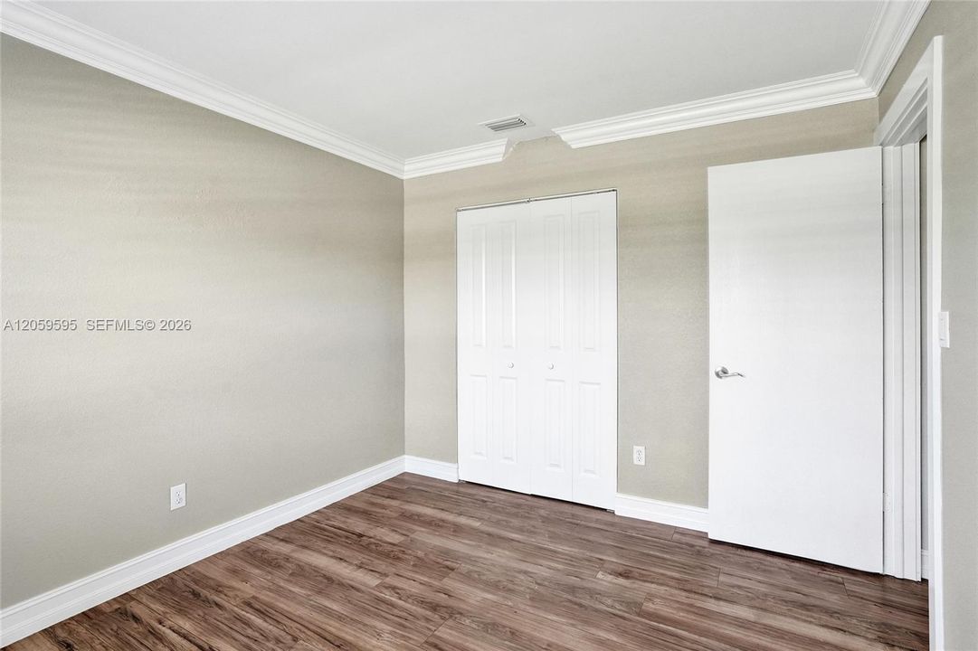 Recently Rented: $3,800 (3 beds, 2 baths, 1566 Square Feet)