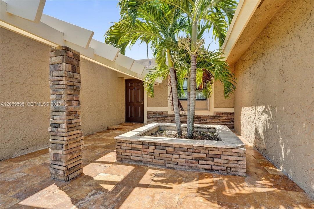 Recently Rented: $3,800 (3 beds, 2 baths, 1566 Square Feet)