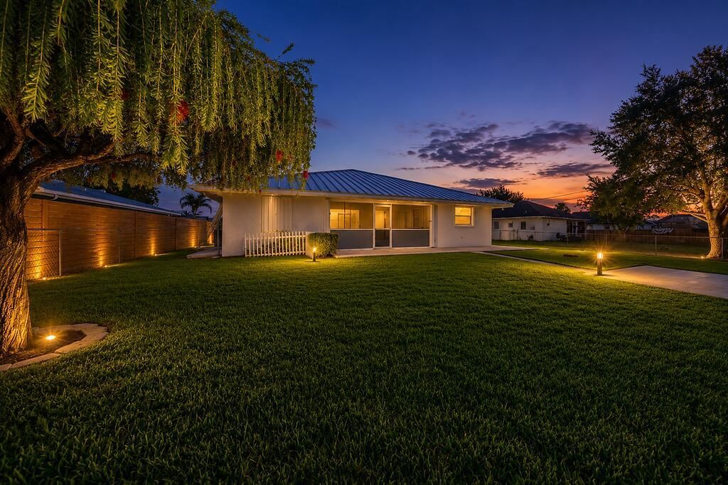 Twilight_651DeganDr5