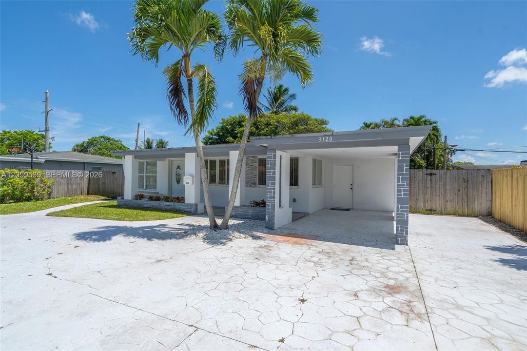 En Venta: $580,000 (3 camas, 2 baños, 1780 Pies cuadrados)