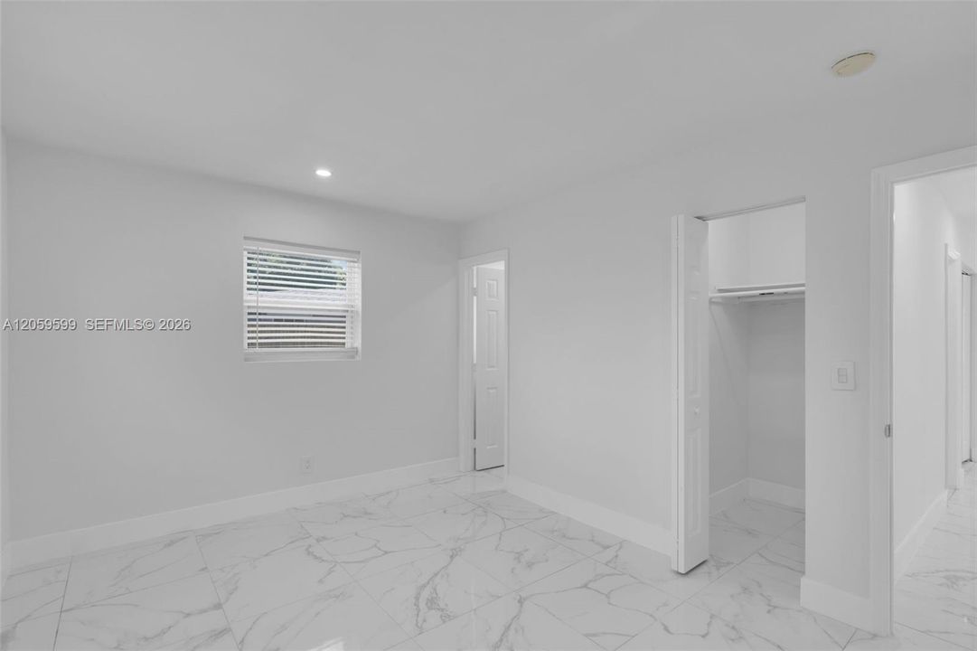 En Venta: $580,000 (3 camas, 2 baños, 1780 Pies cuadrados)