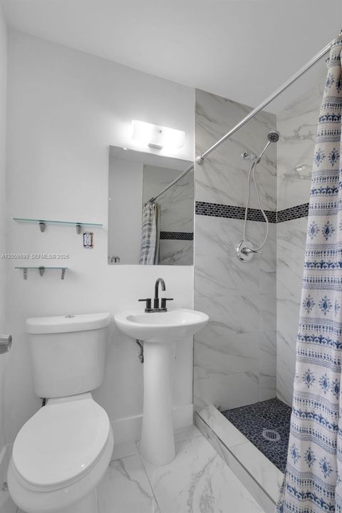 En Venta: $580,000 (3 camas, 2 baños, 1780 Pies cuadrados)