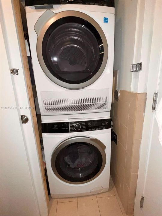 Private Laundry