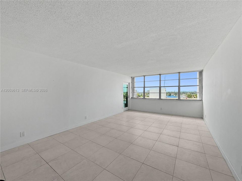 В аренду: $2,800 (2 спален, 2 ванн, 1492 Квадратных фут)
