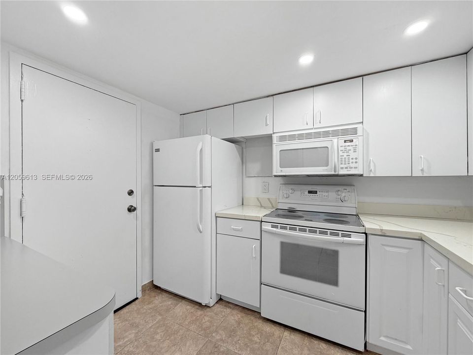 В аренду: $2,800 (2 спален, 2 ванн, 1492 Квадратных фут)