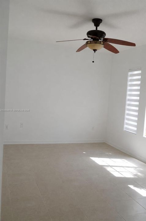 For Sale: $359,000 (2 beds, 2 baths, 1080 Square Feet)