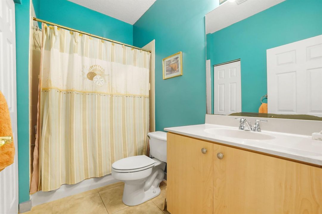 25 Bedroom 03
