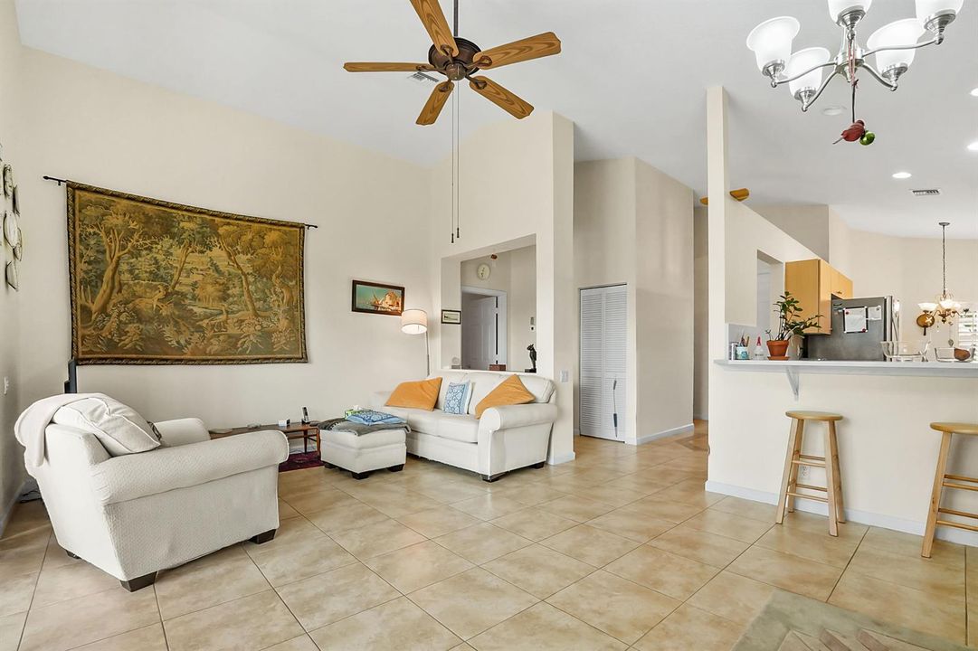 14 Living room 03