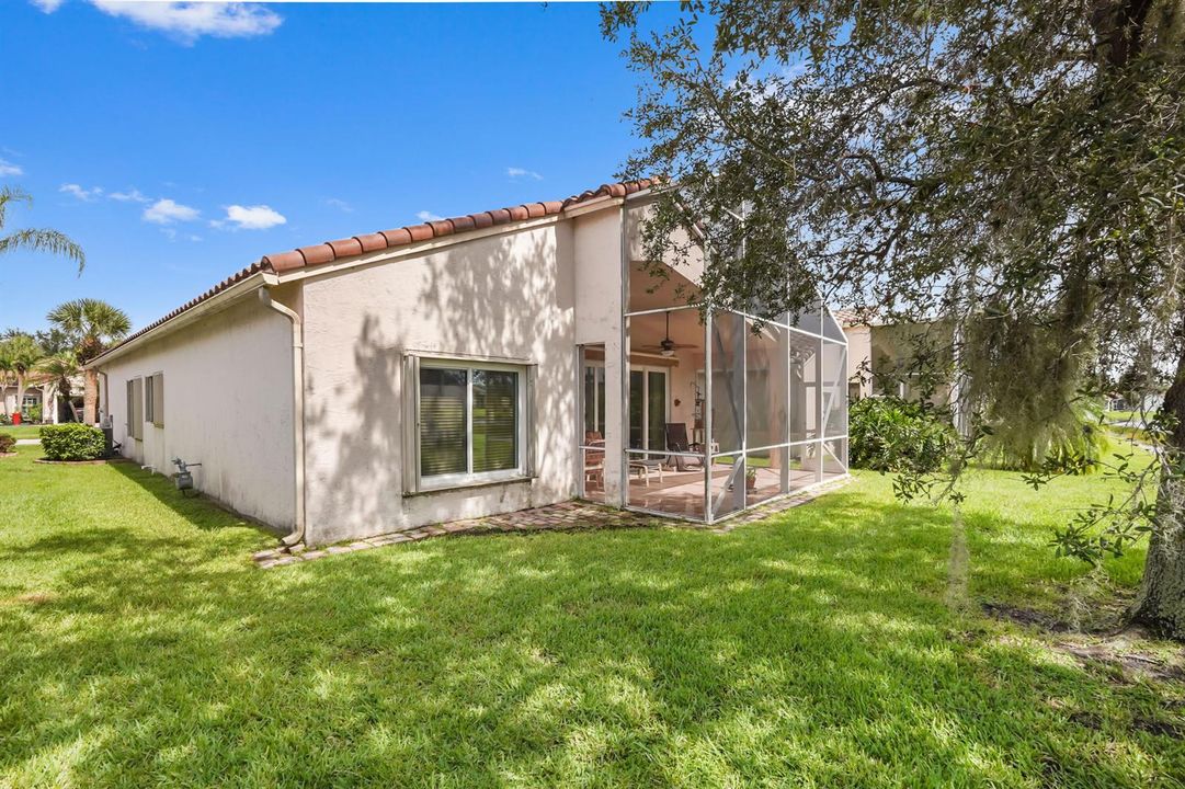 30 patio 03